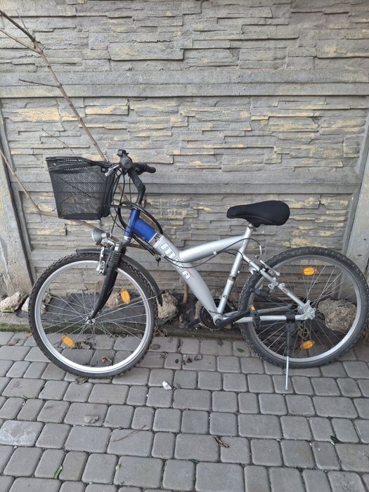 Велосипед алюминиевый .в хорошем состоянии