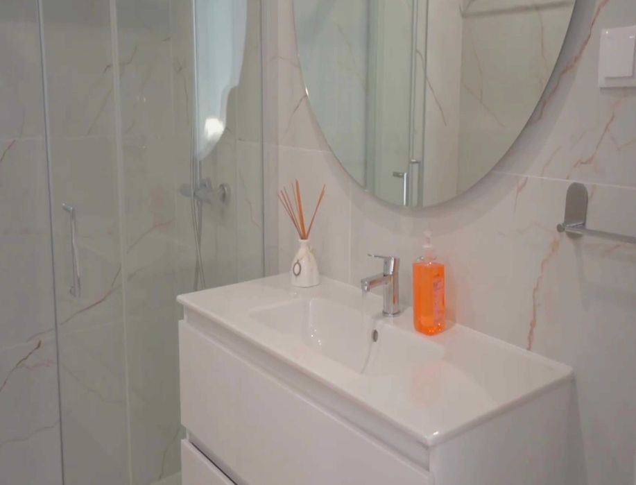 Moderno apartamento T2, para arendar em Olhão, Algarve