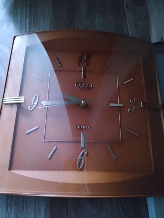 Електроний годинник