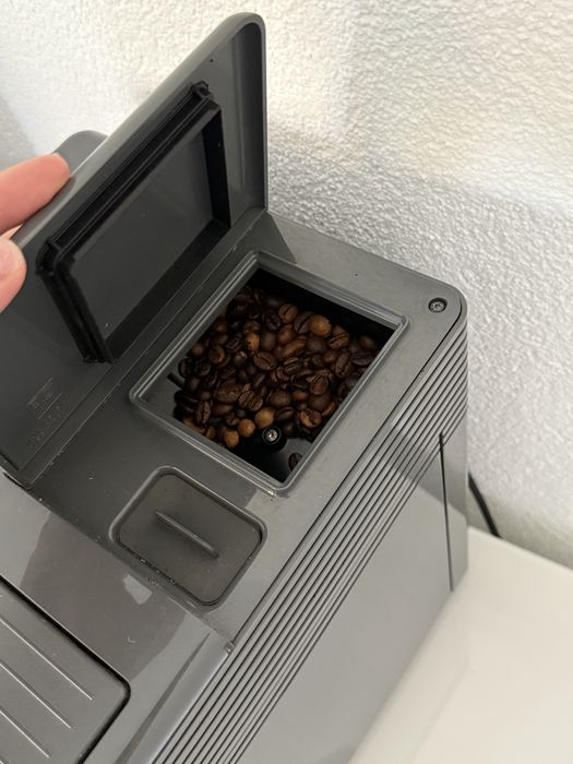 Кавомашина Miele CM 5300