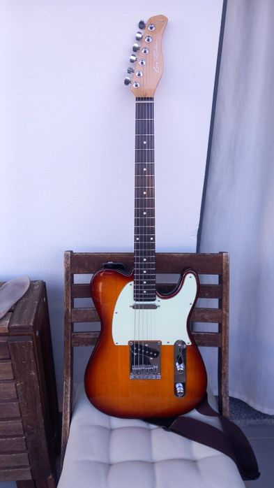 Guitarra Sire Larry Carlton T3 TS