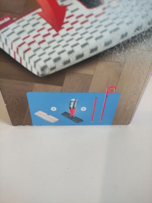 Mop Vileda ze spryskiwaczem.