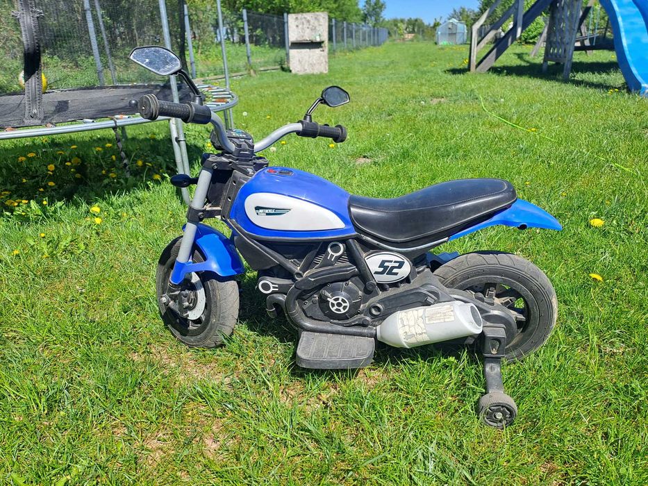 Motocykl na akumulator
