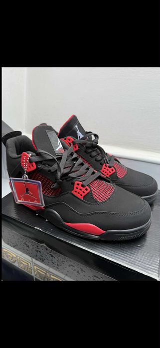 Air Jordan 4 Retro – czarno-czerwone | EU 45
