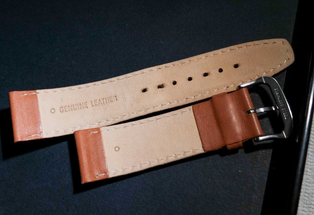 Bracelete em couro genuino claro largura 22mm