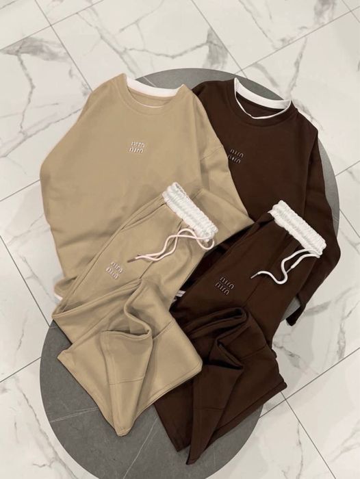 Костюм жіночий MIU MIU