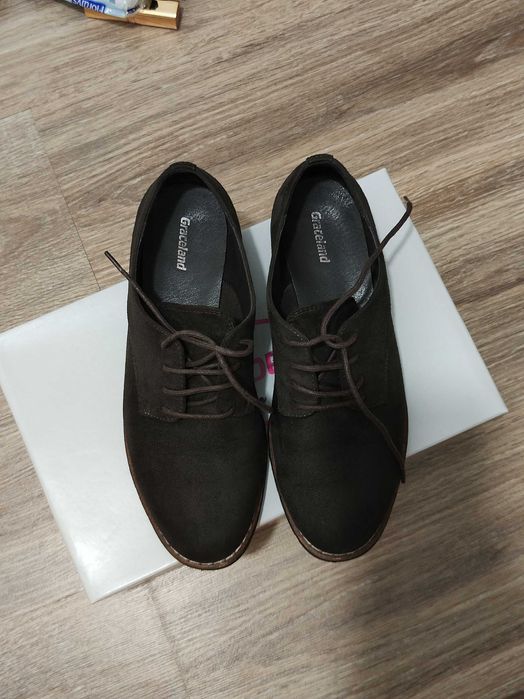 туфлі на шнурівці - оксфорди