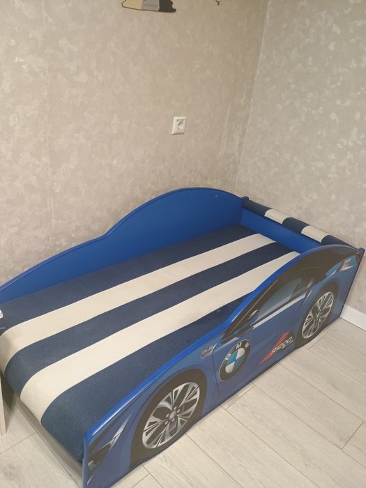 Дитяче ліжко в хорошому стані