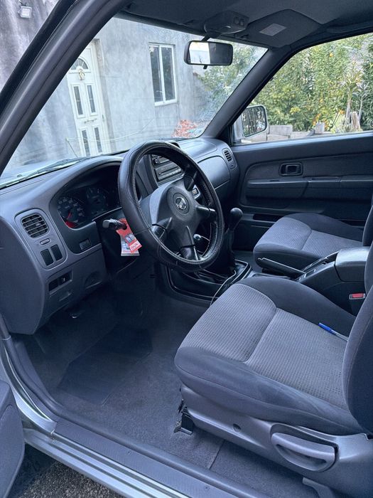 Nissan Navara 2003