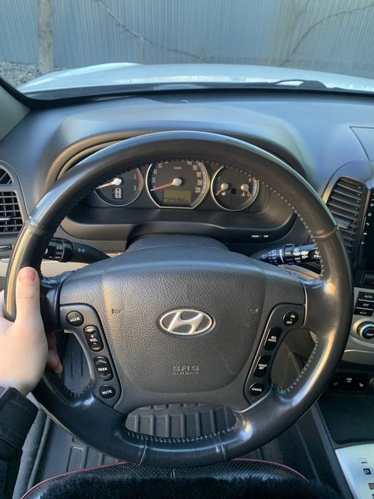 Продаю Hyundai Santa Fe 2007 2.2 crdi 4wd