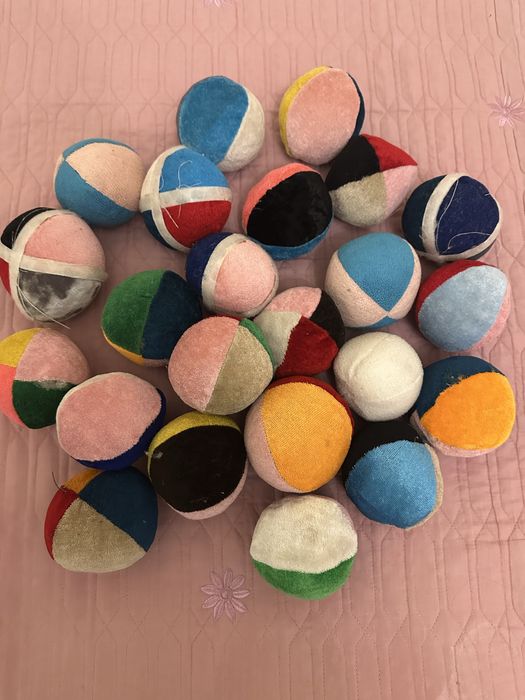 Реквізит мʼячики мʼякі