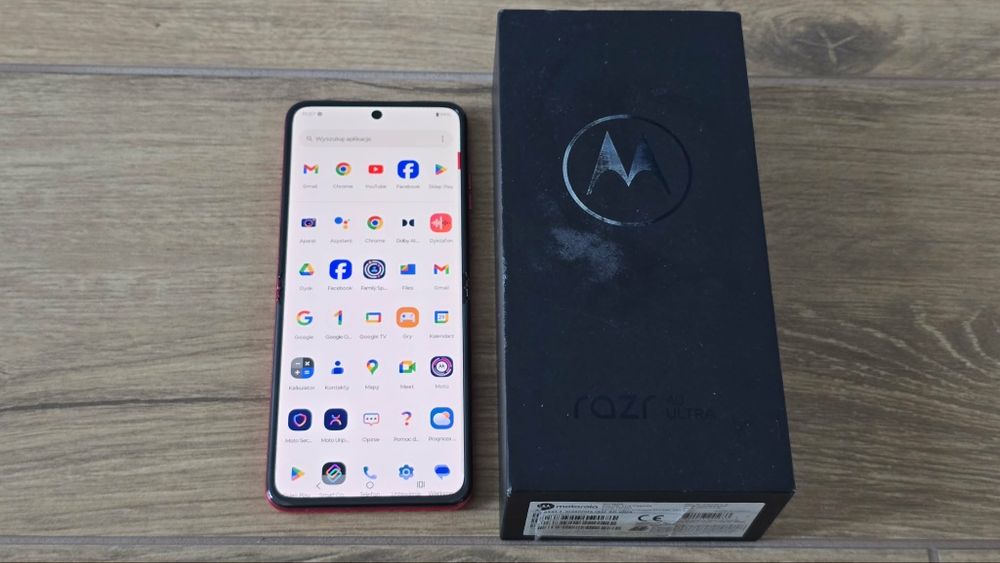 Motorola Razr 40 Ultra 5G 8/256GB czerwona