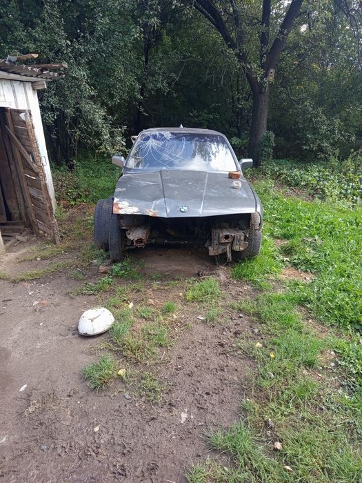 продам бмв срочно без торга