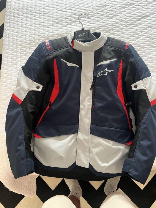 Variado equipamento para Moto