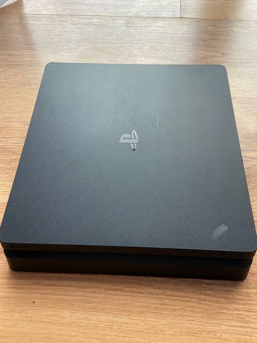 Sony PlayStation 4 slim