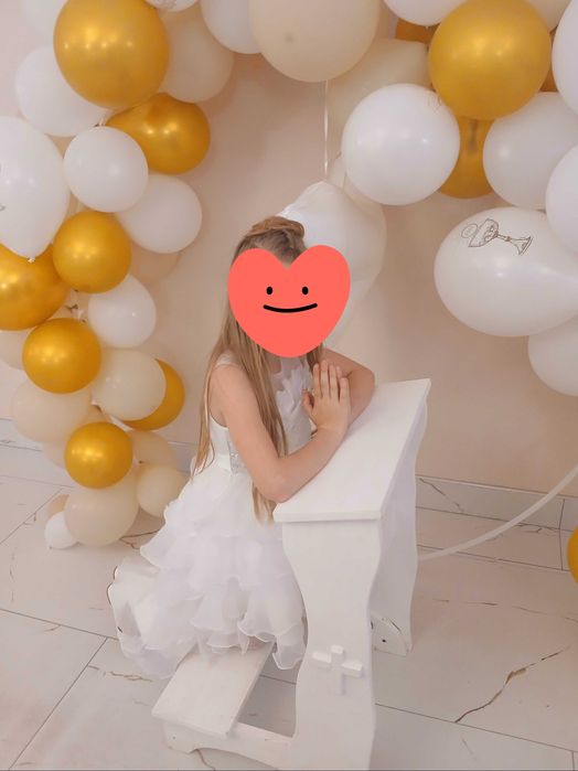 Klęcznik komunijny sesja foto plener komunia