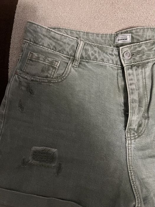 Джинсовые шорты