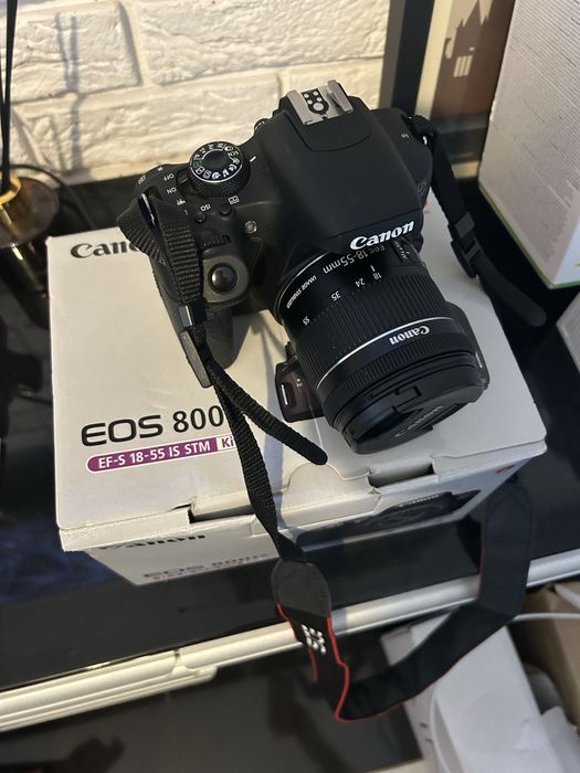 Lustrzanka Canon EOS 800D