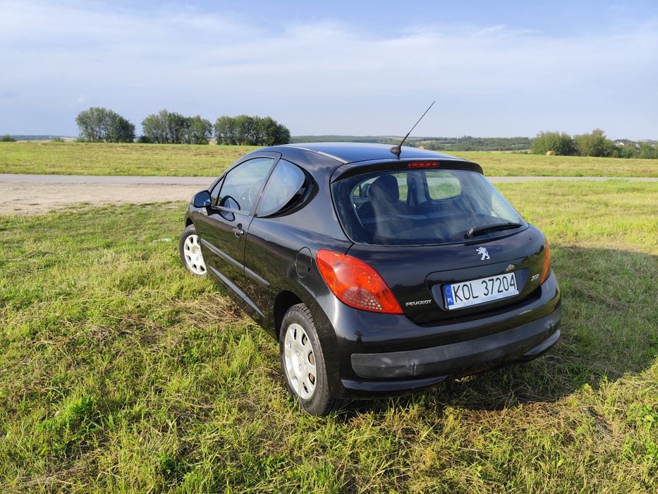 Peugeot 207 2006 1.4 benzyna