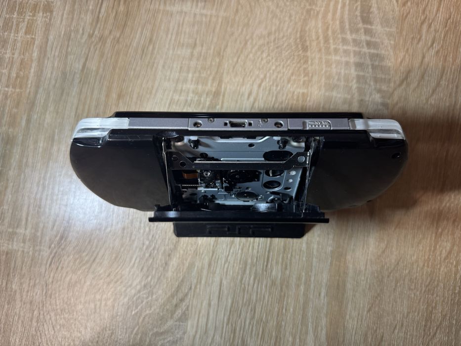 Продам PSP 3008 в ідеальному стані.