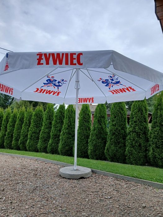 Parasol ogrodowy 4 metry. Nowe poszycie.