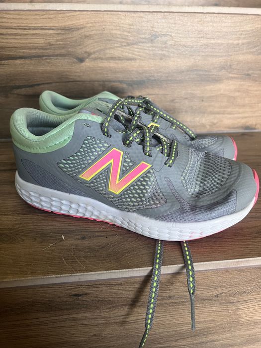 Кросівки new balance