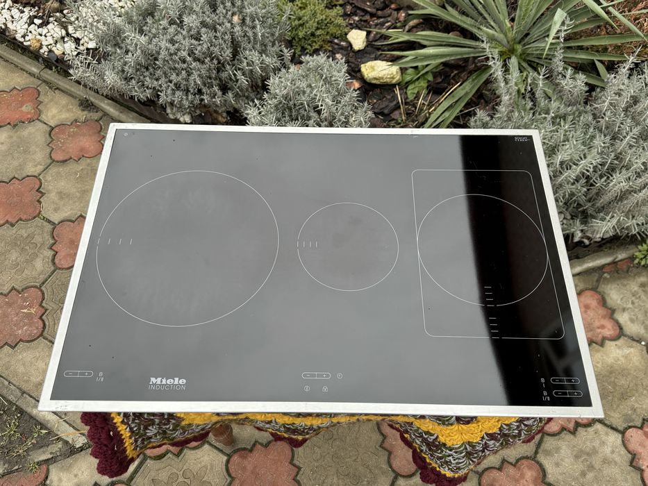 Miele km5958 індукційна поверхня Гарний стан 75/50