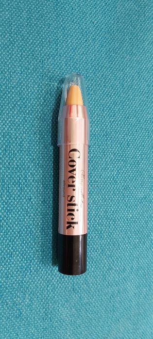 Коректор консилер для лица