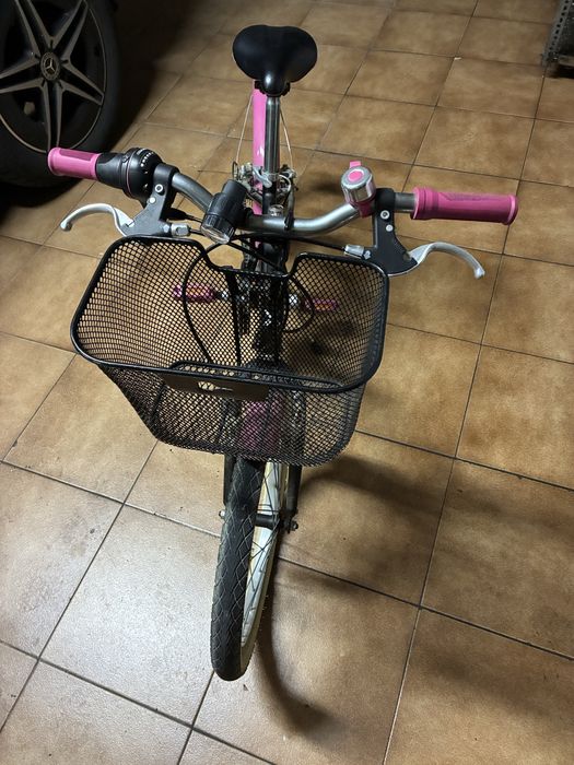 Bicicleta de menina