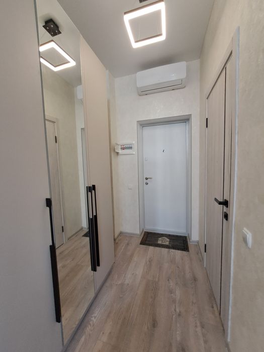 Сдам  квартиру студию в ЖК Смарт- сити . 7500грн