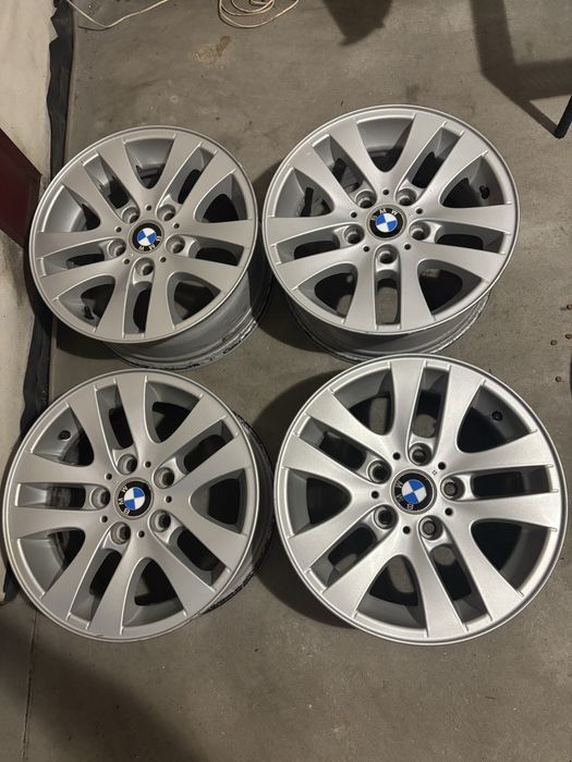 Oryginalne felgi aluminiowe BMW 16” 5x120 ET35 – komplet 4 szt. E90 E91 E92 E93