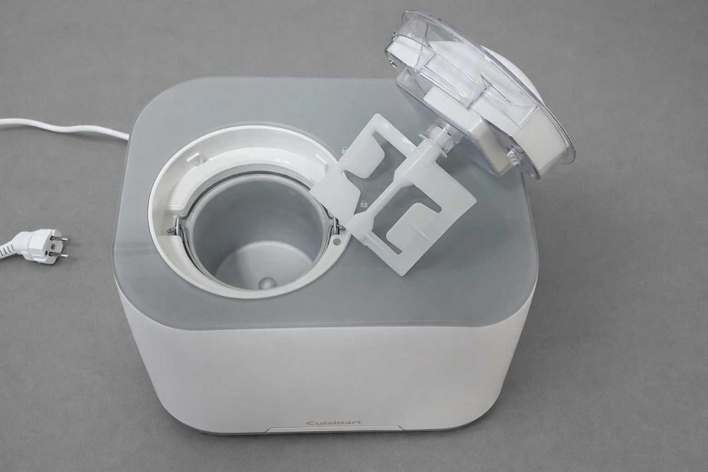 Maszyna do lodów i jogurtów CUISINART ICE90E   X-129
