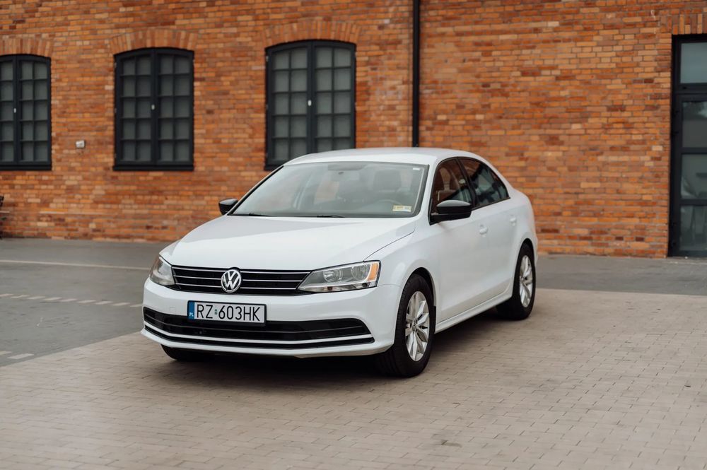 Volkswagen Jetta Benzyna Manual 2.0 V8 Super Stan