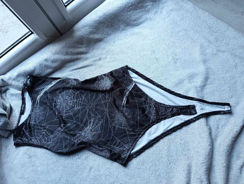 Body szare czarne w pajęczyny 38 M