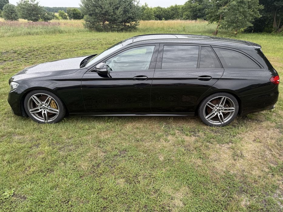 Mercedes Benz E W213 350d AMG LINE