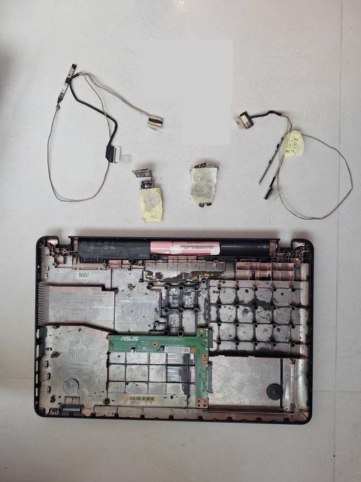 Ноутбук Asus F540S запчастини піддон плата жосткого