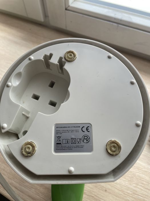 wyciskarka do owoców elektryczna