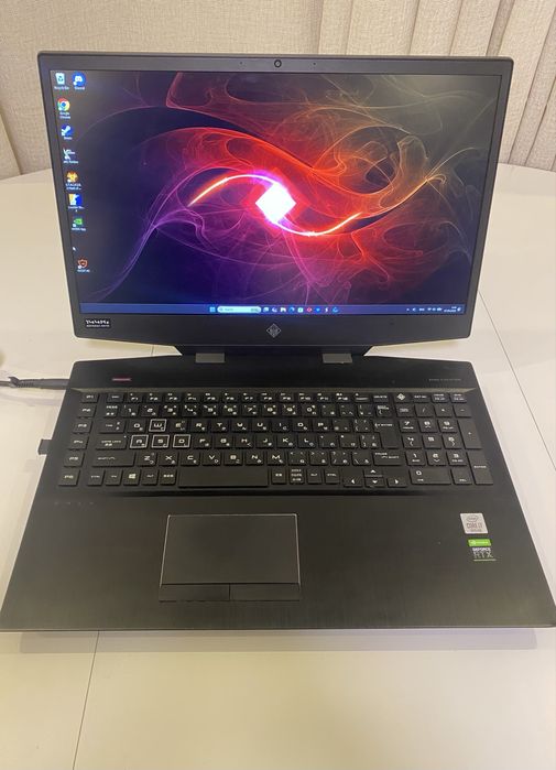 HP Omen 17 RTX 2070 super i7-10750H 16GB RAM чудовий стан