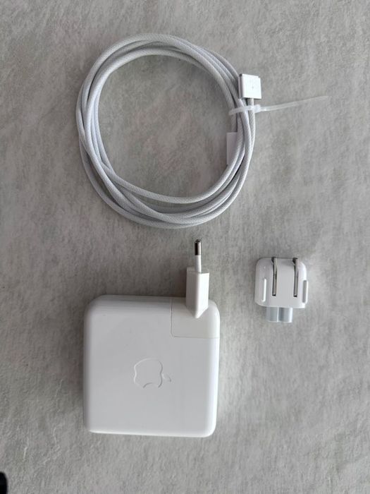 Apple Macbook M3 Pro - 36GB - 512GB - US