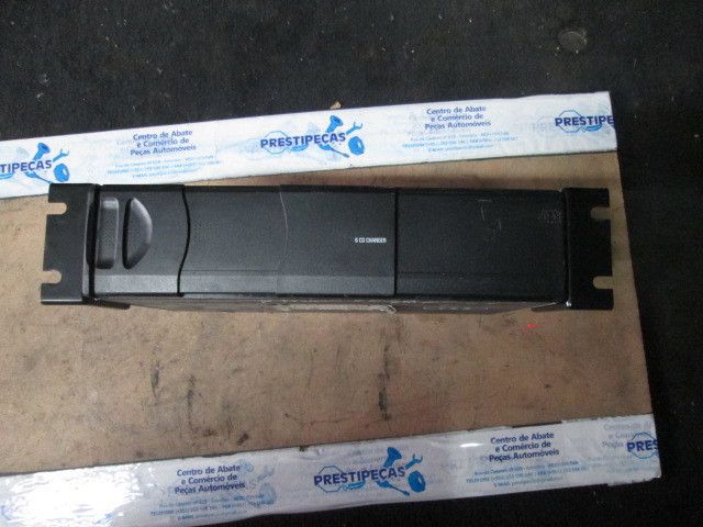 Rádio / auto-rádio BMW 1 (E81)