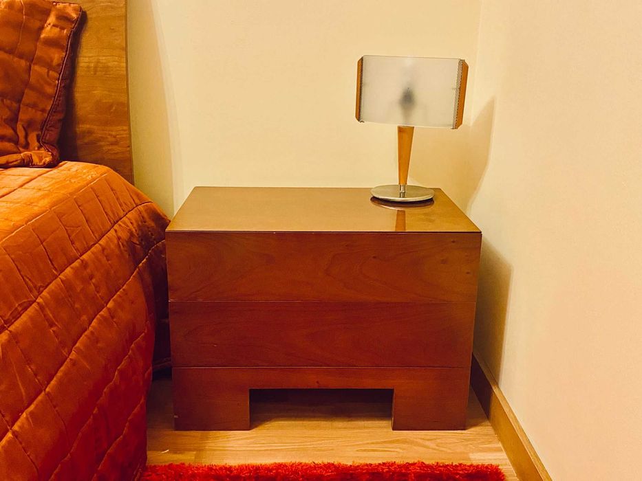 Mobília de Quarto de Casal, em cerejeira (design ANTARTE)