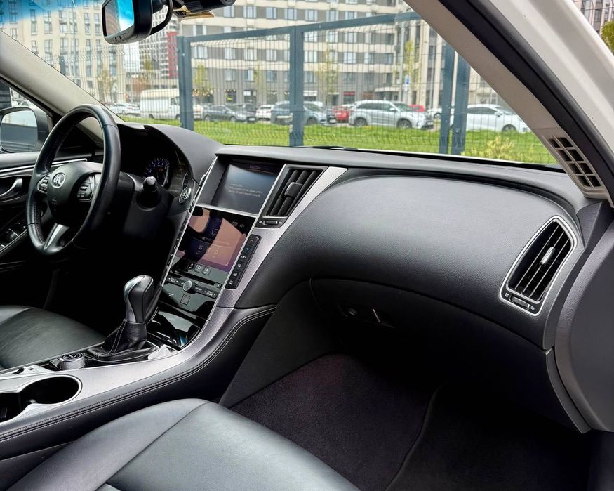 Infiniti Q50 AWD