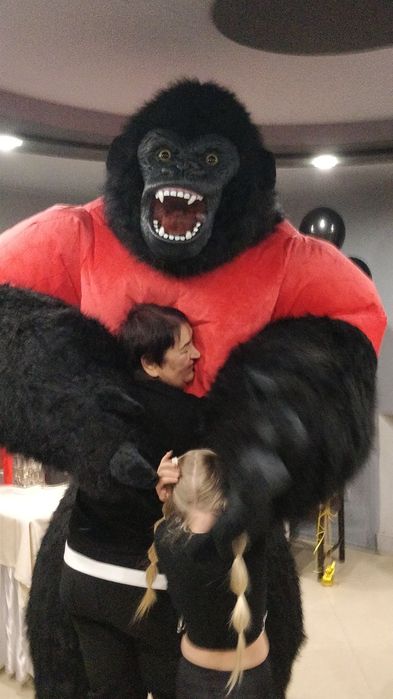 Белый мишка,Кинг конг,Стич,зайки,панда.Аниматор Харьков