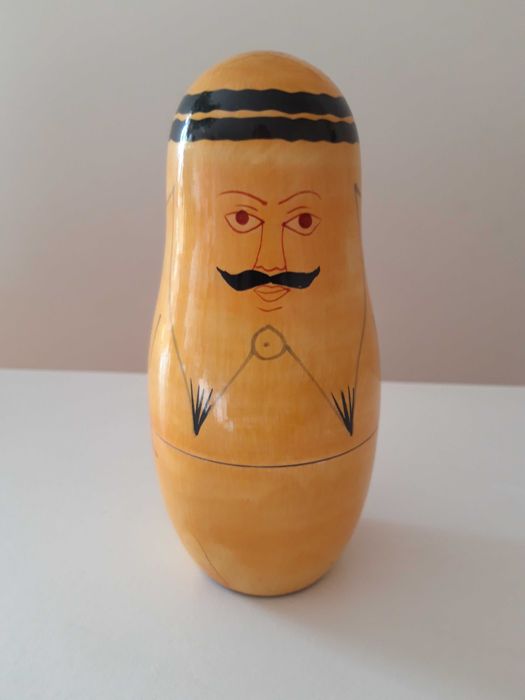 Matrioska (origem Arábia Saudita)