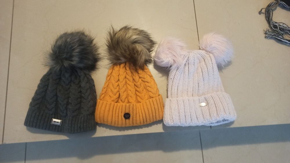 Czapki damskie zimowe