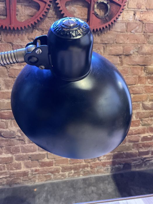 Zabytkowa lampa Kaiser Idell model 6561