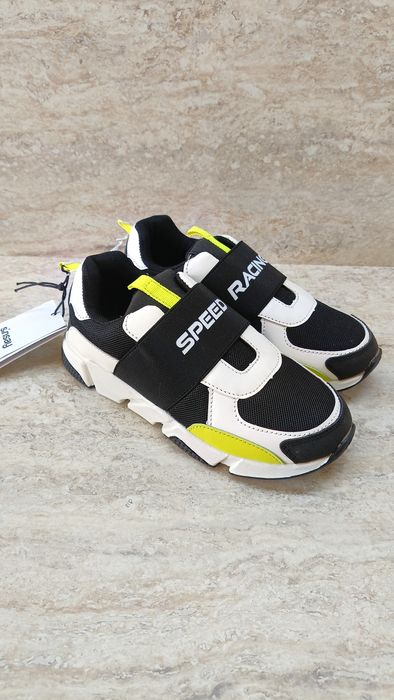 Buty sportowe Sinsay rozm.33 (NOWE)