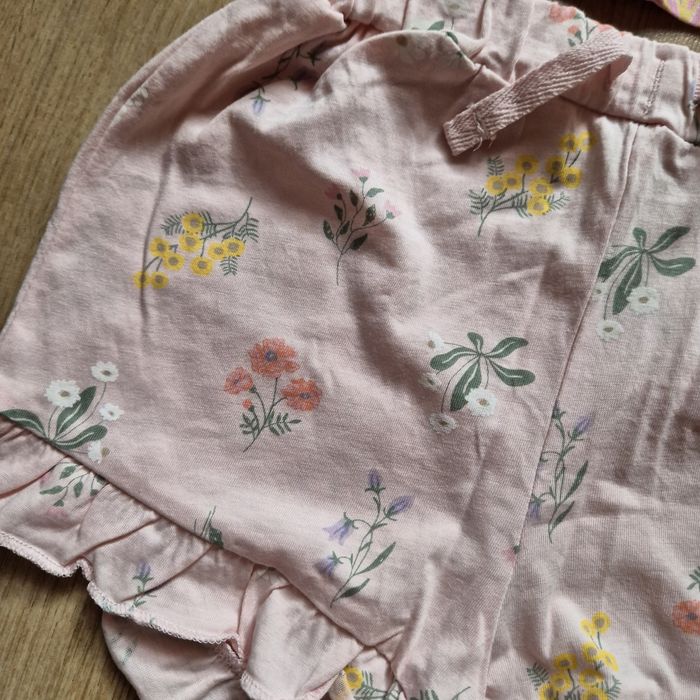 Zestaw spodenki  +  koszulka H&M Sinsay 92