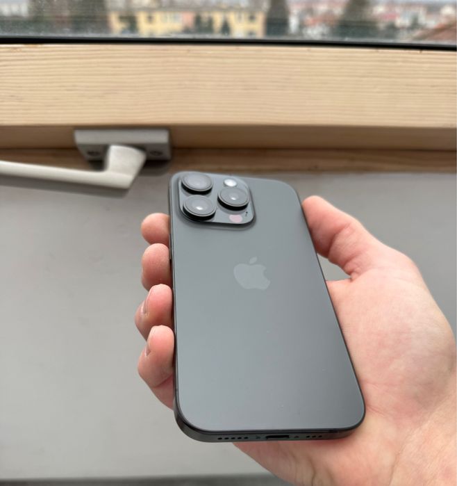 iPhone 15 Pro 128GB 100%