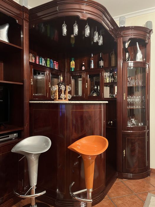 Bar de sala grande